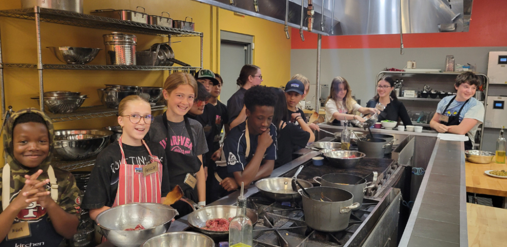 Teens at '24 Summer Culinary Camp with Chef Edne